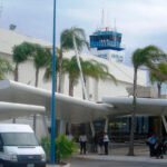Así huyeron los turistas tras la supuesta balacera en el Aeropuerto Internacional de Cancún